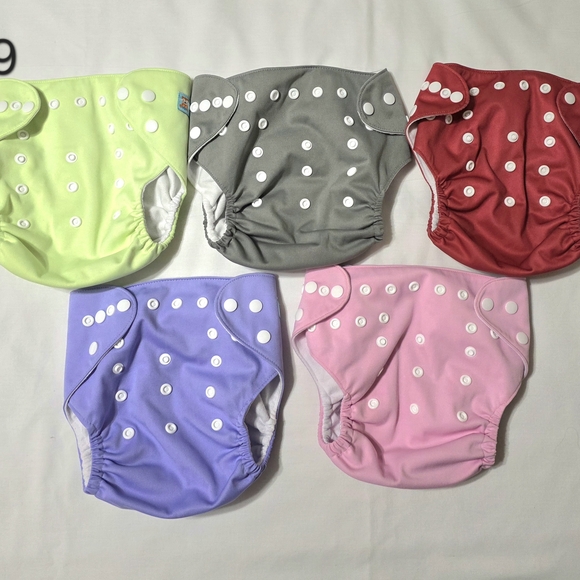 Colorful Reusable Cloth Diapers Set - Picture 2 of 3